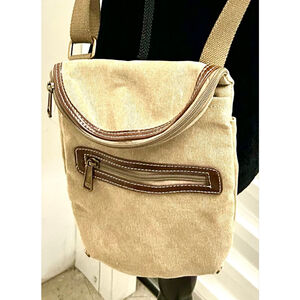 CargoIT stonewashed canvas crossbody bag with genuine leather trim